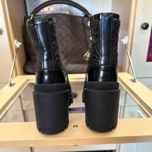 Gucci Double G Logo Leather Booties Size 37.5 - Picture 4 of 5